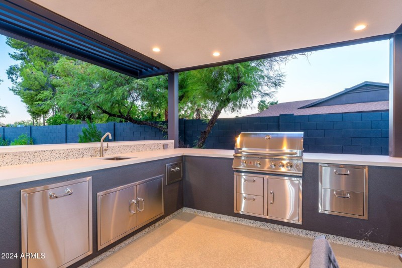 6025 E Charter Oak Rd - 81