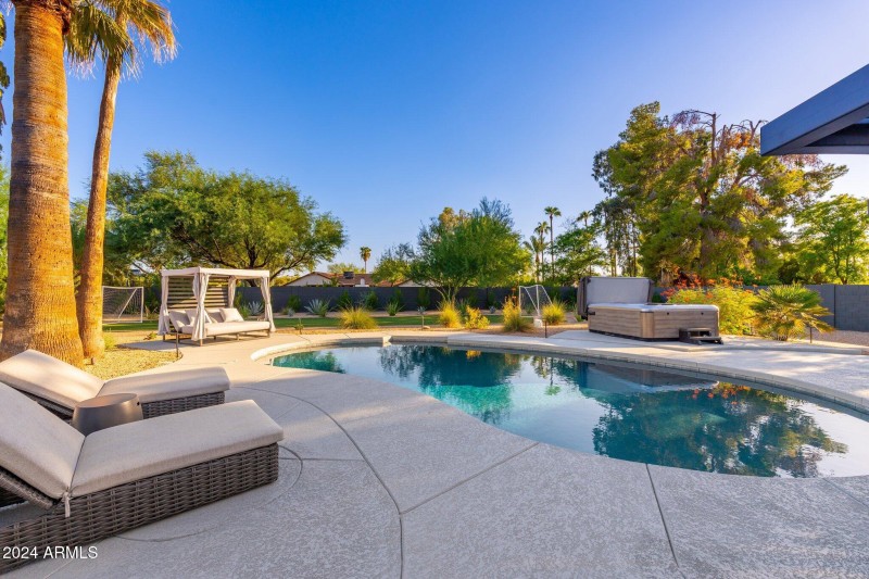 6025 E Charter Oak Rd - 56