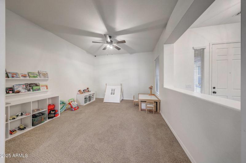 DEN/office or dining