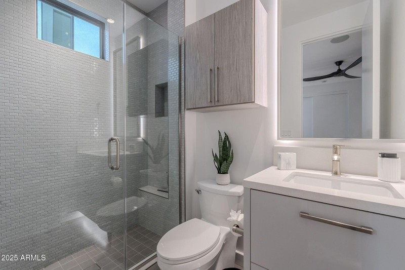 034_Guest Room 2 Ensuite