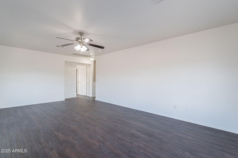 32-web-or-mls-Bramwell-32