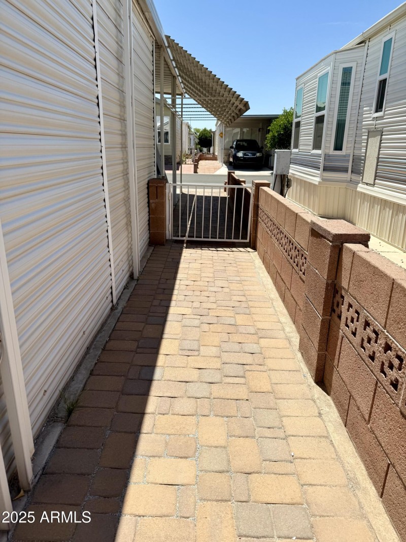 7750 E. Broadway Rd.#774