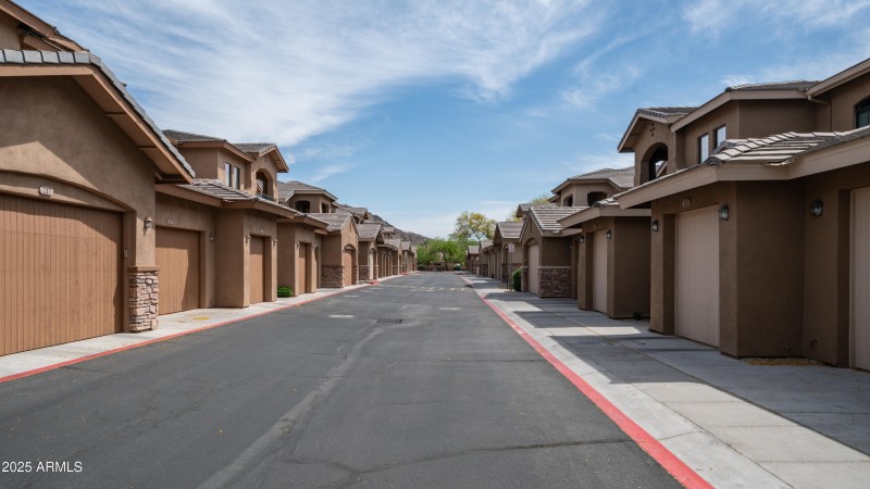 15550 S 5th Ave Unit 108 Exterior Photos