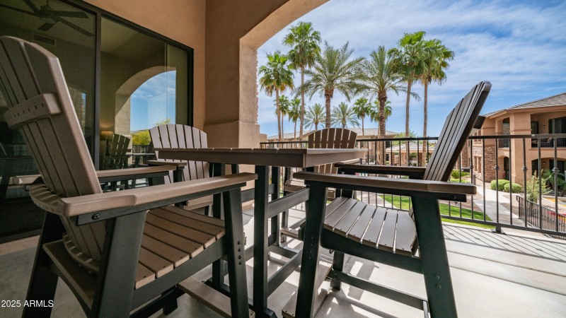 15550 S 5th Ave Unit 108 Exterior Photos