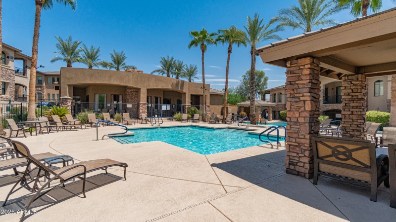 15550 S 5th Ave Unit 108 Exterior Photos