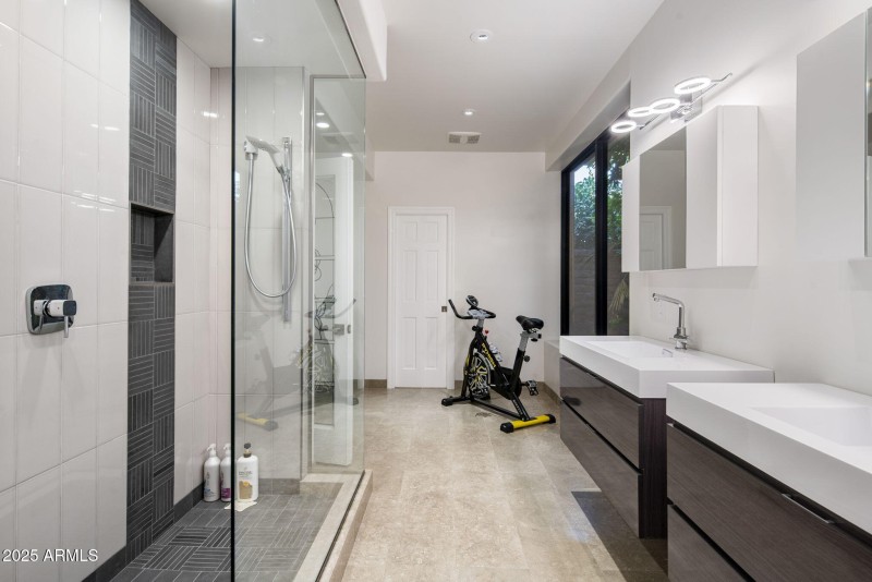 11-web-or-mls-DSC07246