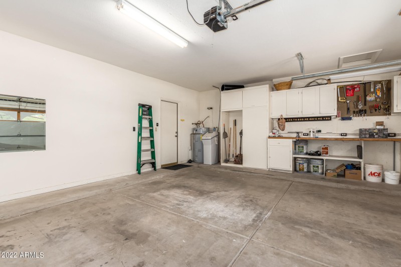 2 car garage saddleback