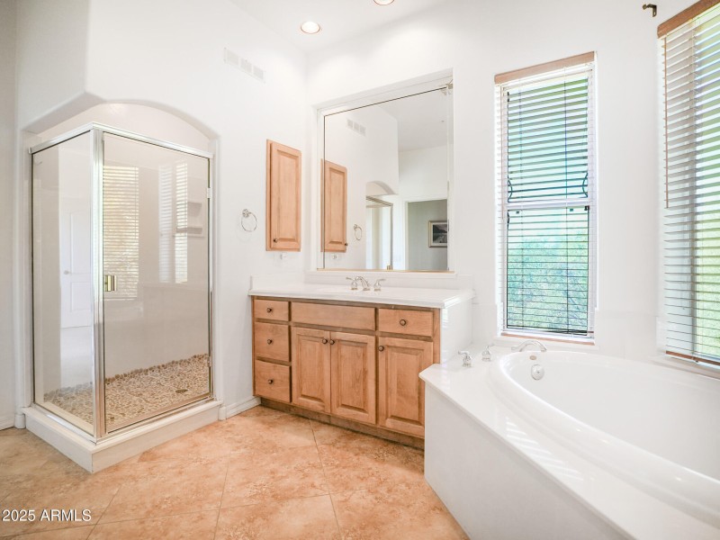 Primary Bathroom 02