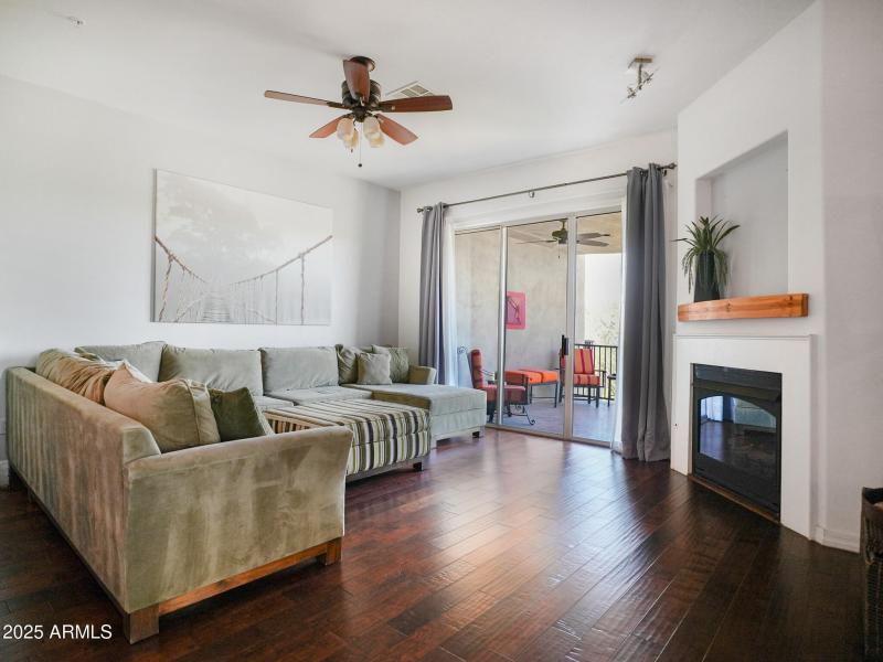 Living Room 02