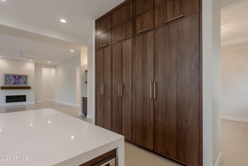 Build in refrigerator & freezer