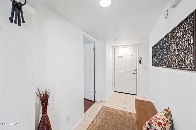 7-16631EELB212-ocupix