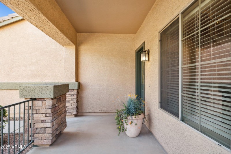 3-web-or-mls-21019-n-sansom-dr