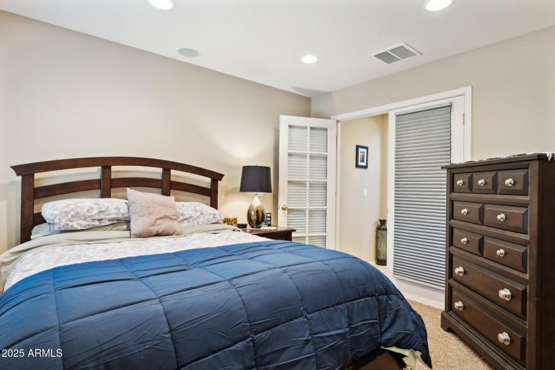 23-web-or-mls-21019-n-sansom-dr