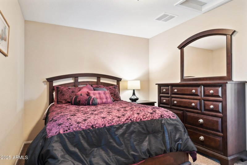 28-web-or-mls-21019-n-sansom-dr