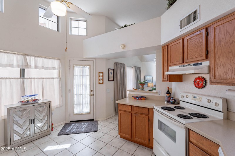 4Kitchen_Side Door Access2