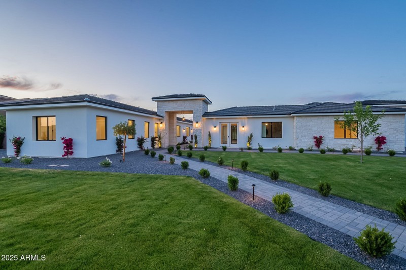 124-web-or-mls-Augusta-twilight-2