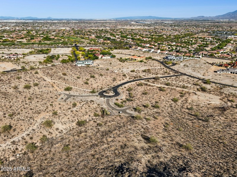 5-web-or-mls-3388-n-highlands-dr-38