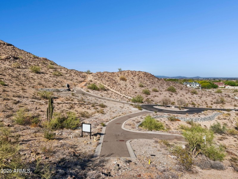 13-web-or-mls-3388-n-highlands-dr-38