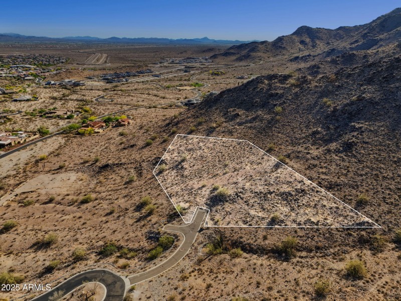 19-web-or-mls-3388-n-highlands-dr-38