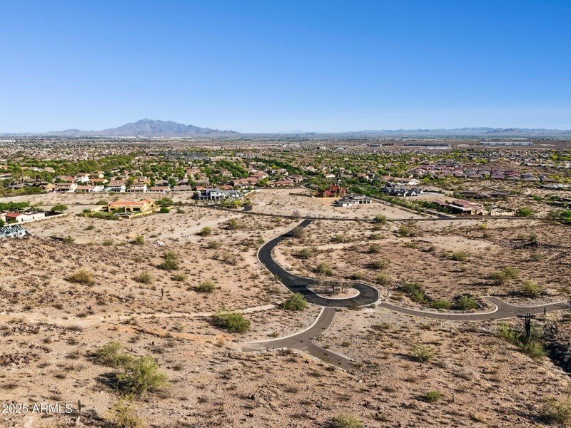 15-web-or-mls-3367-n-highlands-dr-39