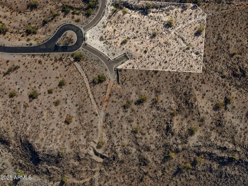 18-web-or-mls-3367-n-highlands-dr-39