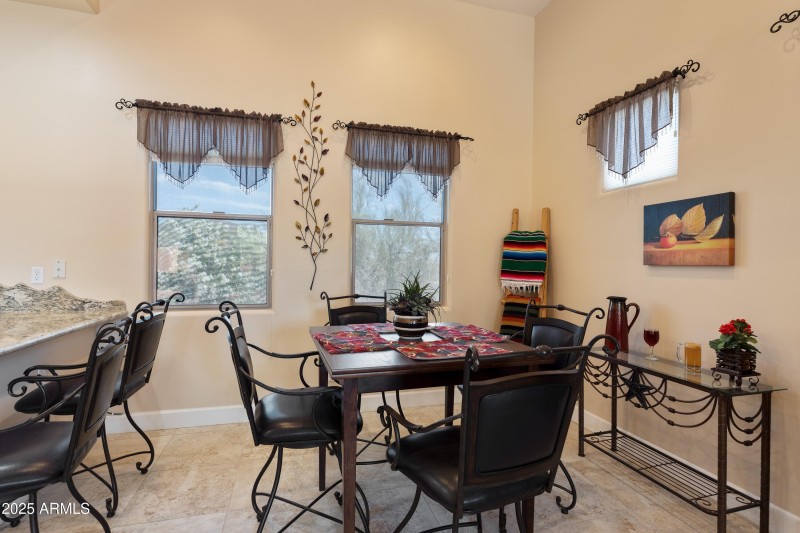 Guest House Dining Area