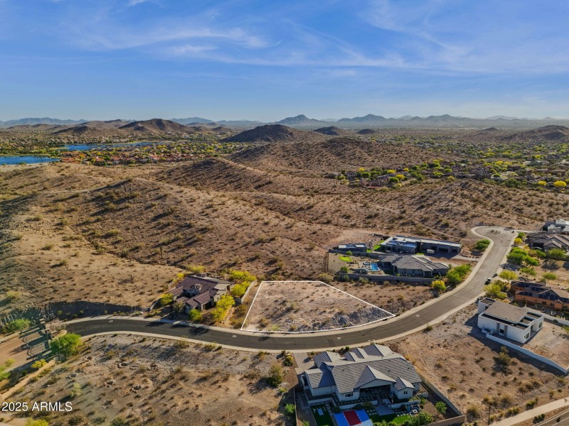 17-web-or-mls-17837-w-estes-way