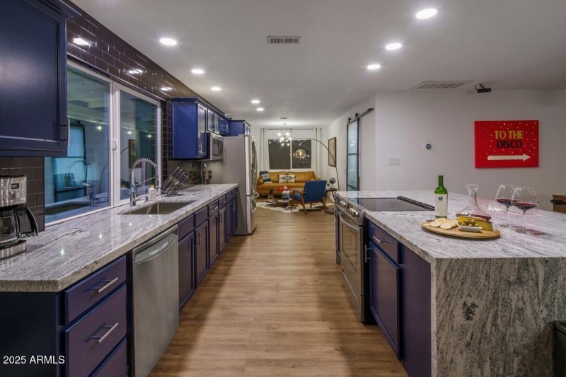 F5100259-902D-4B28-9F01-2D4706B5B551_1_1