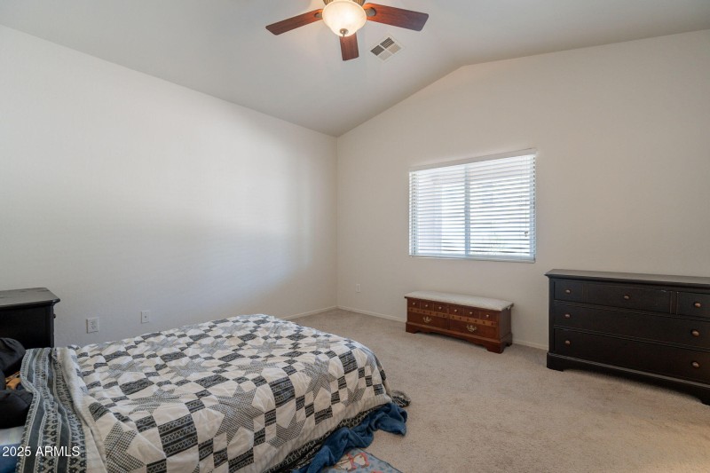 24-web-or-mls-Hubbard-24