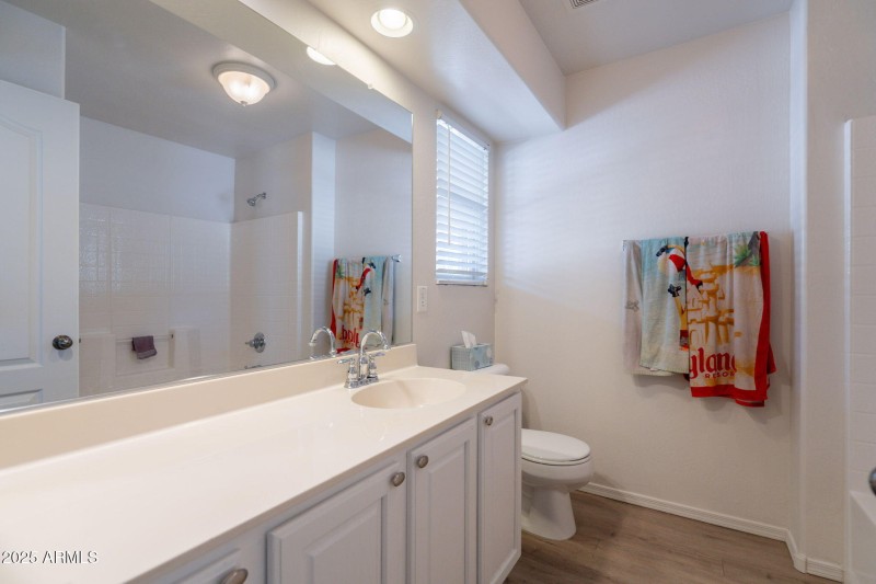 27-web-or-mls-Hubbard-27