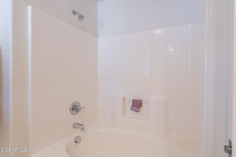 28-web-or-mls-Hubbard-28