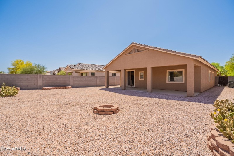 35-web-or-mls-Hubbard-35