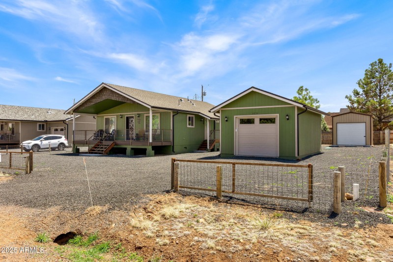 2231SitgreavesDr-Overgaard-AZ-1