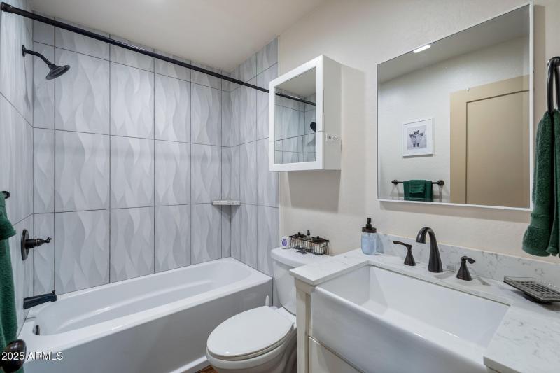 2231SitgreavesDr-Overgaard-AZ-18