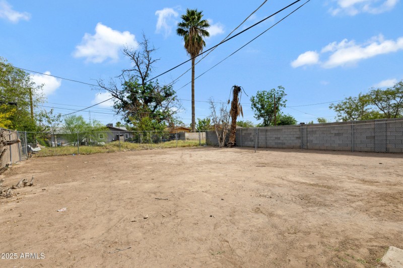 3426 W Maricopa St-22