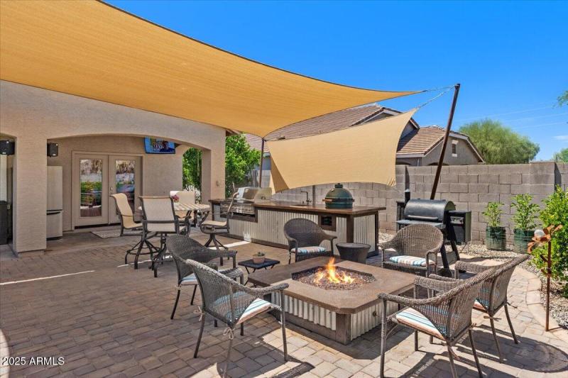 Back patio and firepit