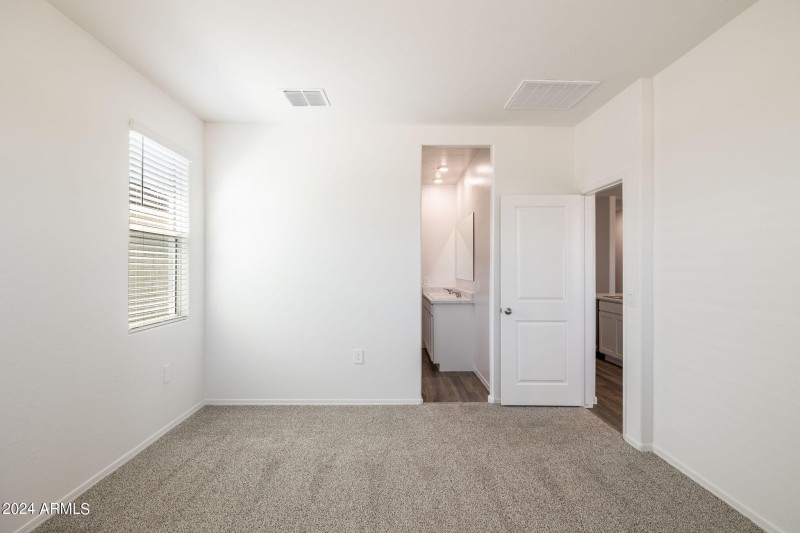 21-web-or-mls-18480-w-desert-holw-dr-14-