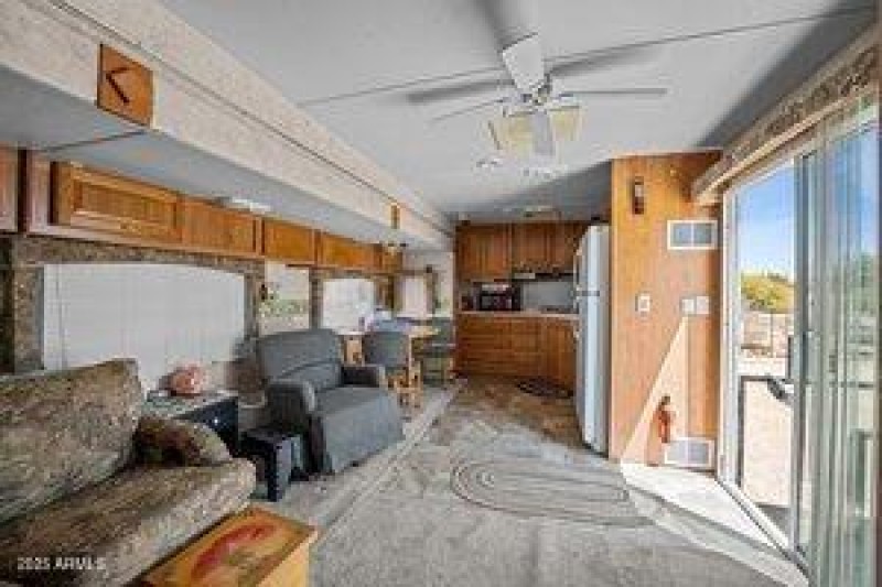 thumbnail-019698d3-5104-7241-afa0-8fa2b7