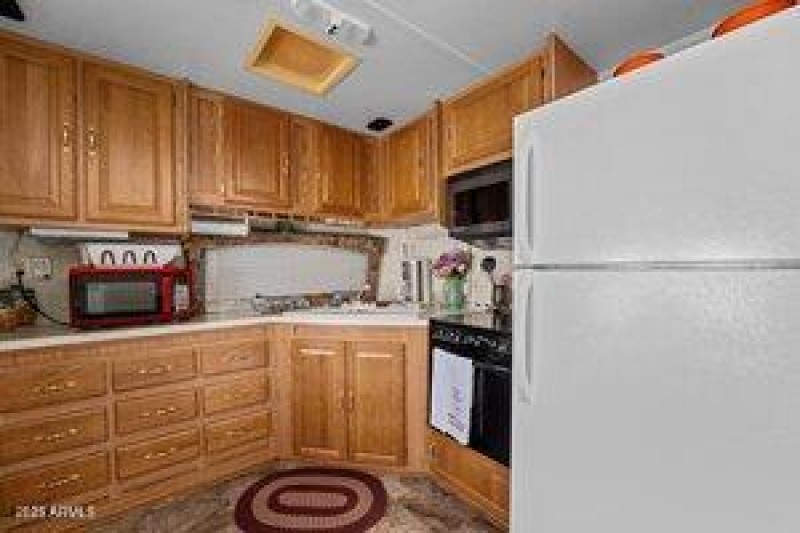 thumbnail-019698d3-5204-7138-a888-4b87dd