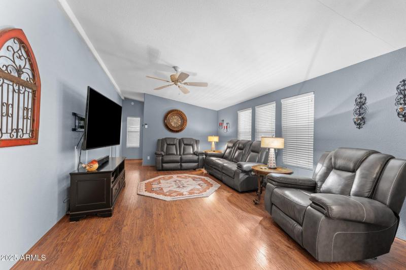 15-web-or-mls-DSC04361