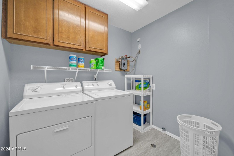 29 Laundry Room - Downstairs