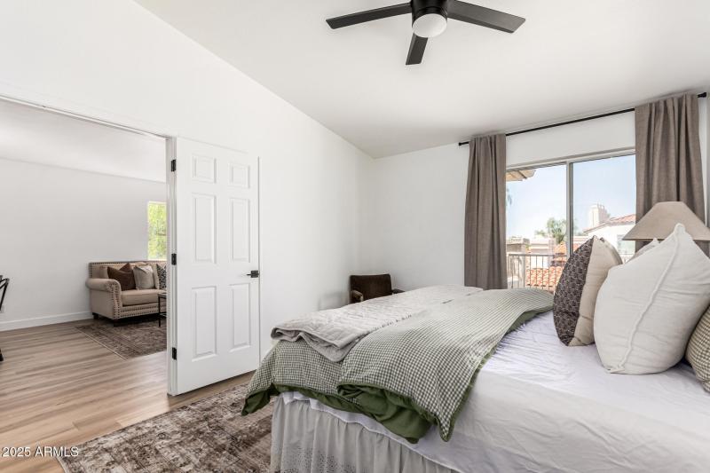 12-Mountain View Lake