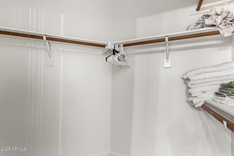 16-Mountain View Lake