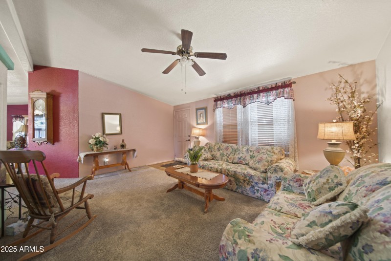 22780 W Sunrise Rd 00033