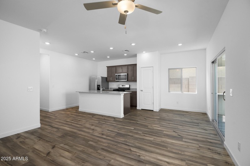 Southwest_Ash_A_R_008