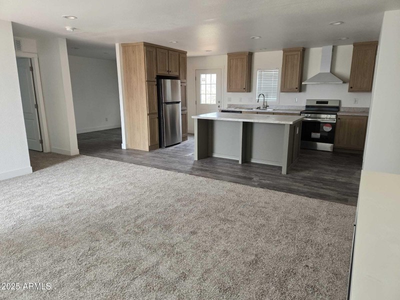 WhatsApp Image 2025-05-05 at 11.42.29 PM