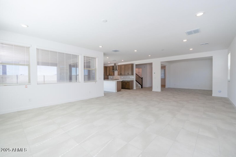 Tri Pointe Terraza 89 - Great Room-3MLS