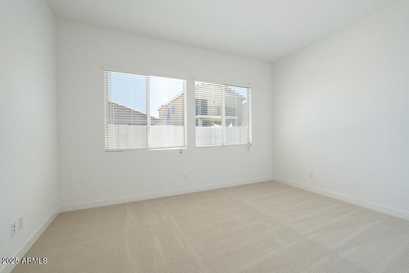 Tri Pointe Terraza 91 - Primary Suite-1M