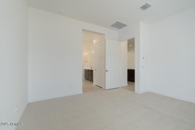 Tri Pointe Terraza 91 - Primary Suite-3M