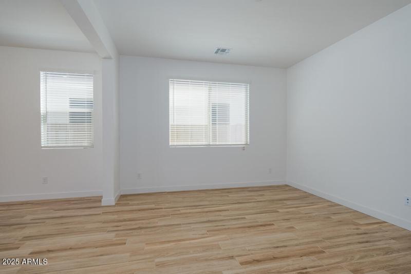 Tri Pointe Terraza 92 - Flex Space-1MLS